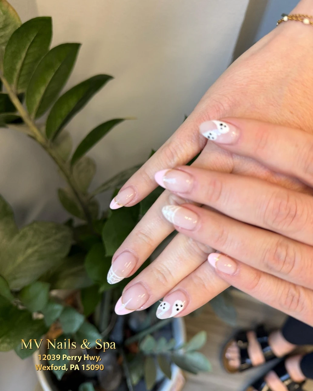 MV Nails & Spa